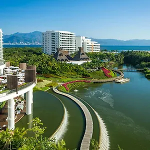 vidanta-world.hotelspuertovallarta.org/